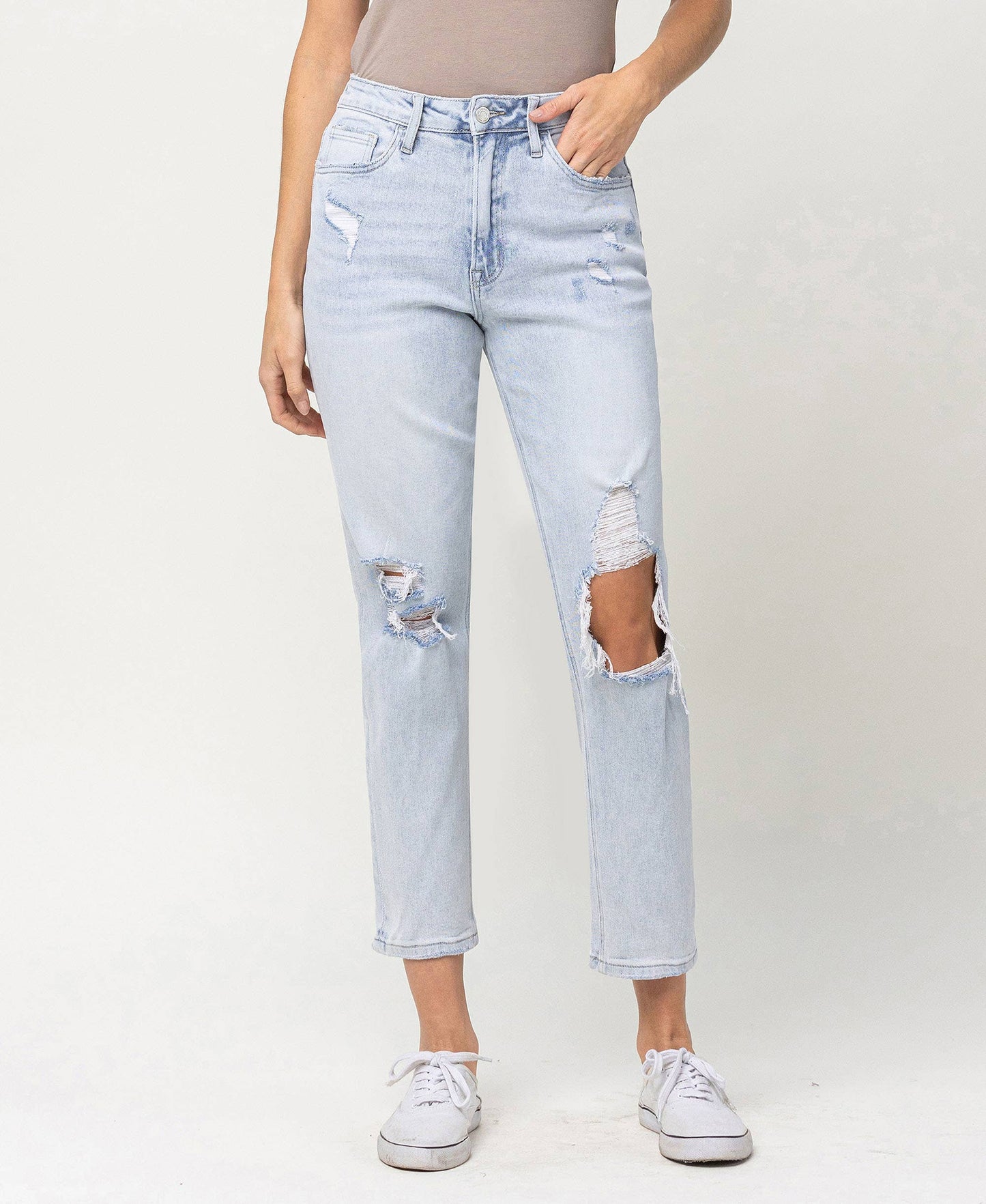 SUPER HIGH RISE STRETCH MOM JEANS V2272