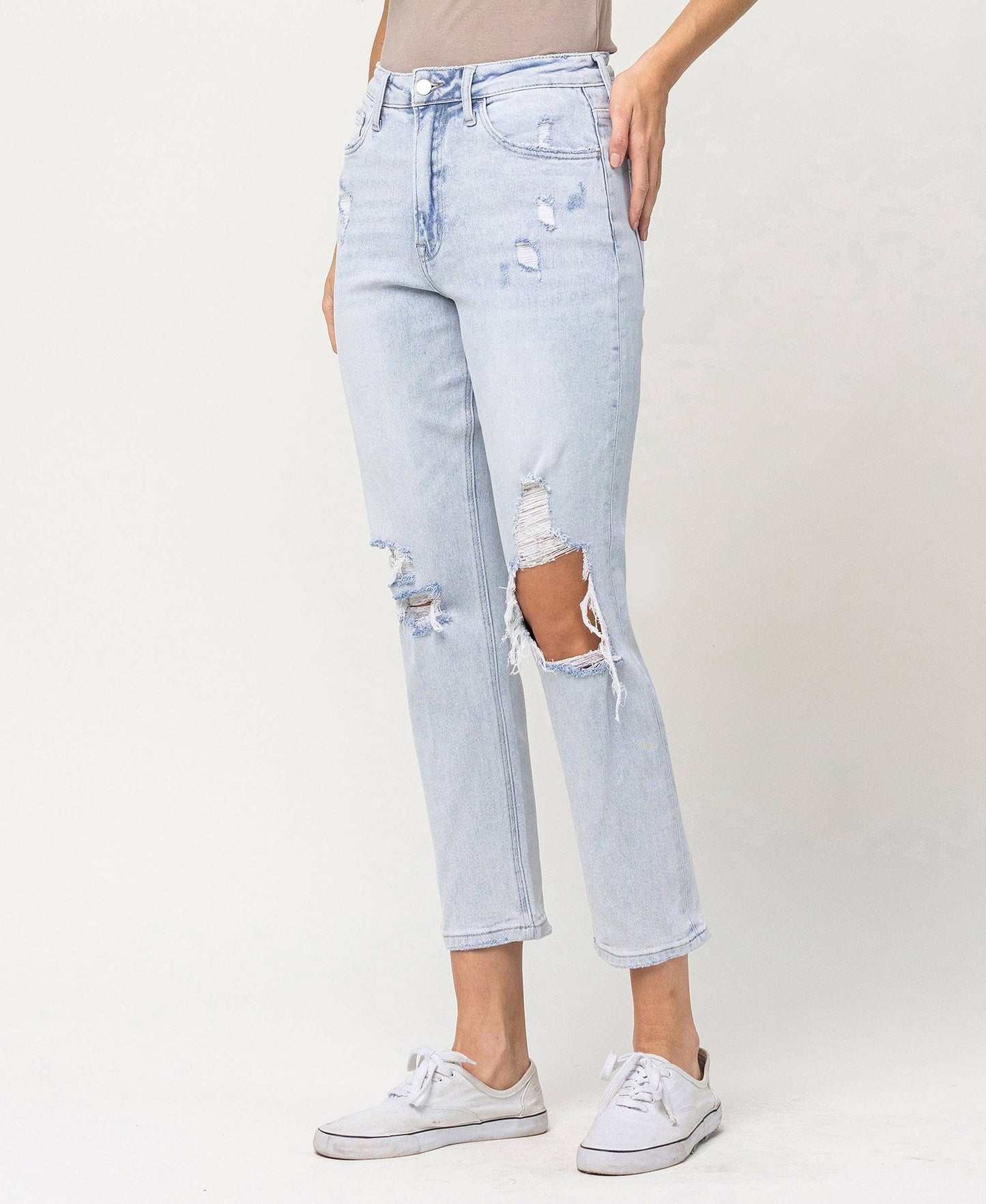 SUPER HIGH RISE STRETCH MOM JEANS V2272