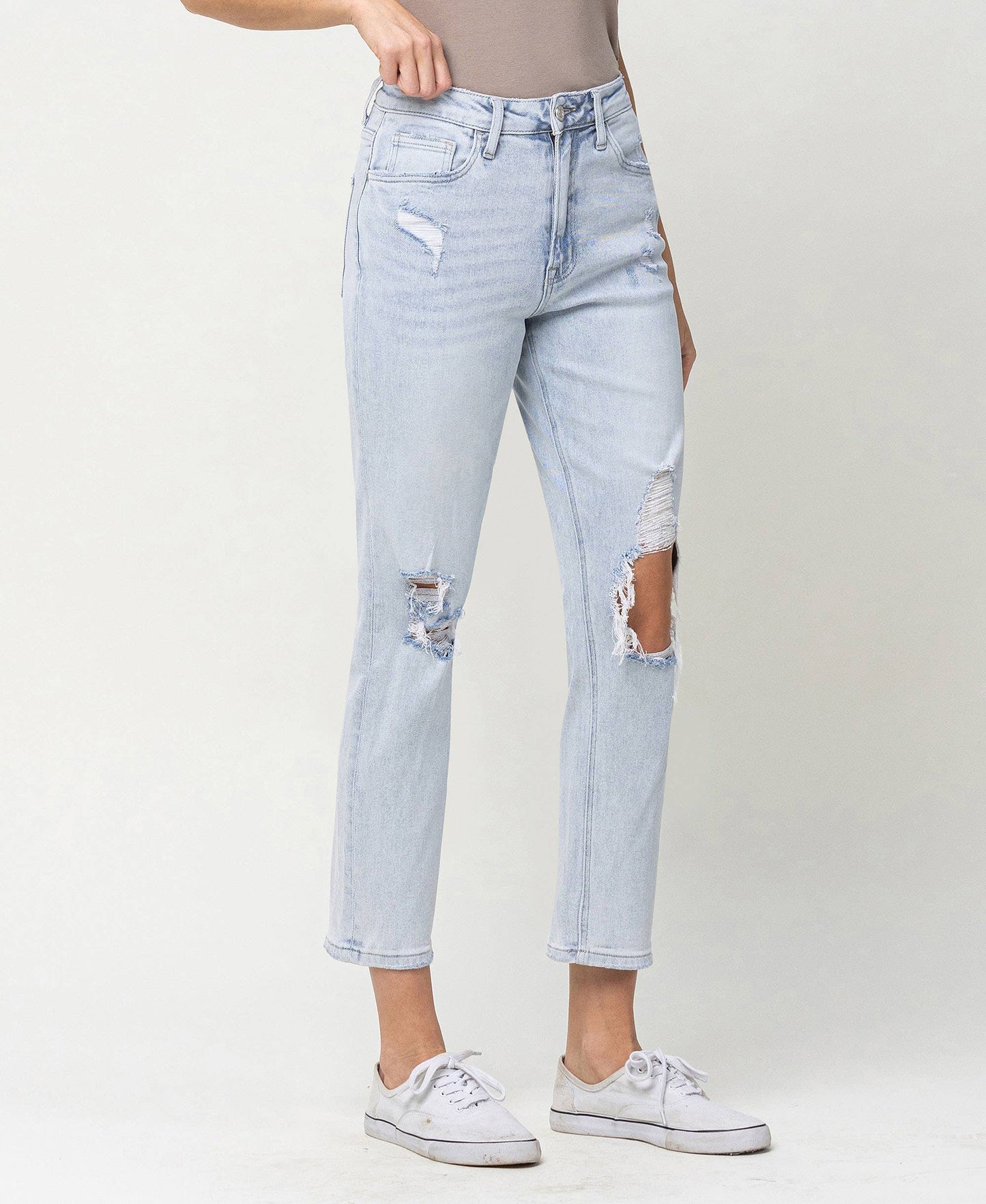 SUPER HIGH RISE STRETCH MOM JEANS V2272