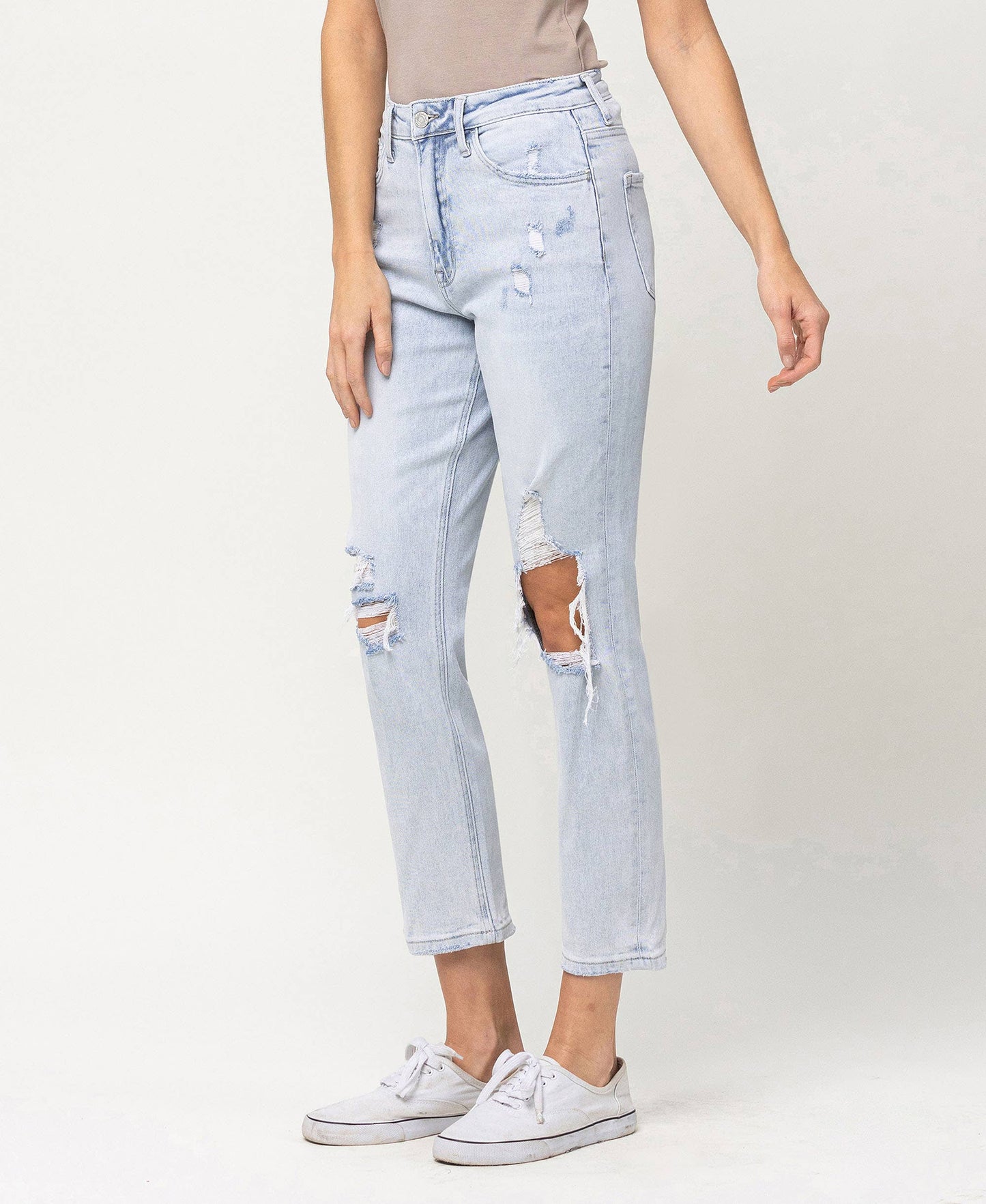 SUPER HIGH RISE STRETCH MOM JEANS V2272